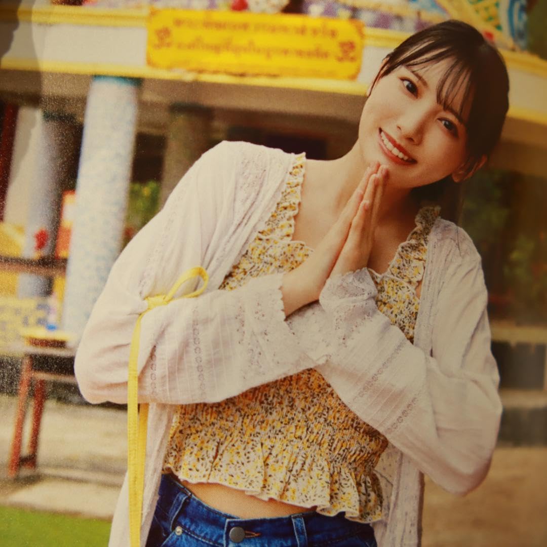 Amazon.co.jp: 鈴木瞳美1st写真集 ひとめぼれ : おもちゃ